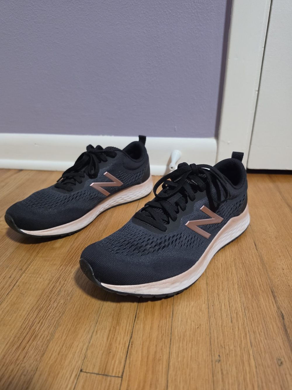 New Balance Fresh Foam Arishi v3 - Black / Peach Soda Metallic 10